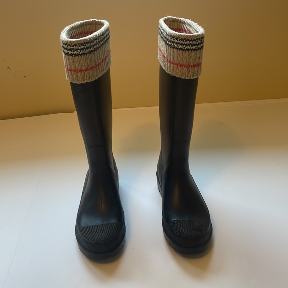 Burberry Black Rubber Knit Top Nova Check Rain Boot Women Sz 9 Made in ITALY - Picture 4 of 16